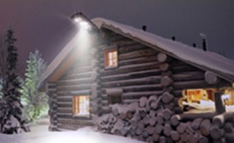 An early Black Friday deal on the best noise cancelling headphones